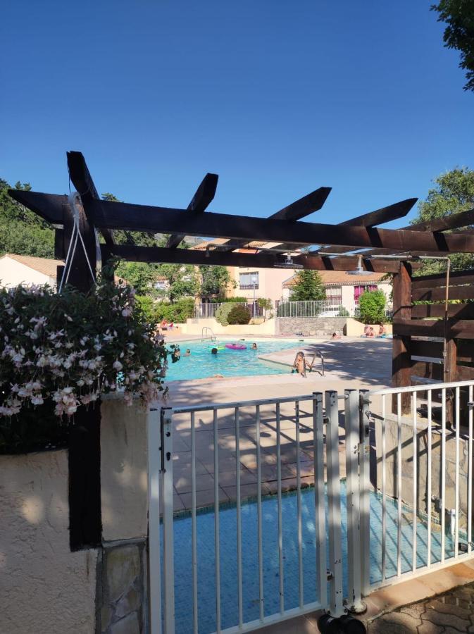 Maisonnette En Residence Avec Piscine Et Tennis Saint-Vallier-de-Thiey ภายนอก รูปภาพ